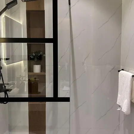 غرف فندقية بتصميم عصري Jeddah Exterior photo